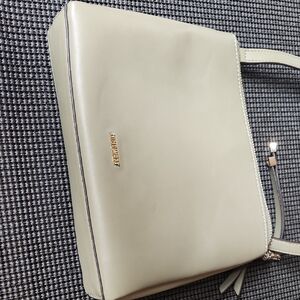 Serenity Cream Shoulder Bag